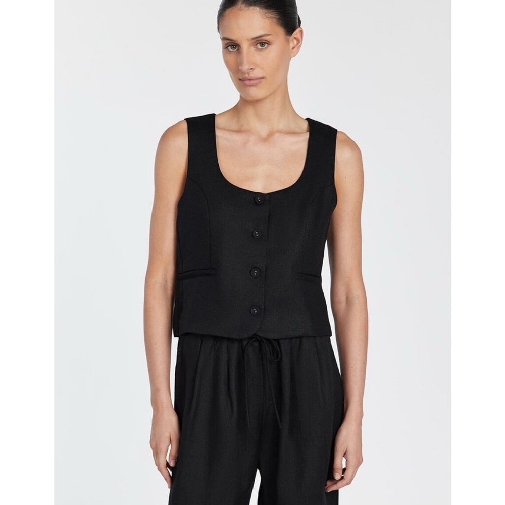 Dissh linen vest